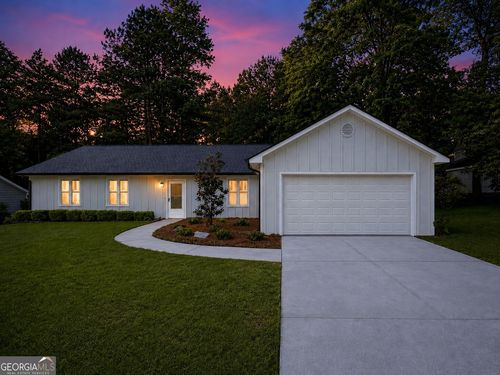 202 Kentwood Dr, Peachtree City, GA, 30269-2809 | Card Image