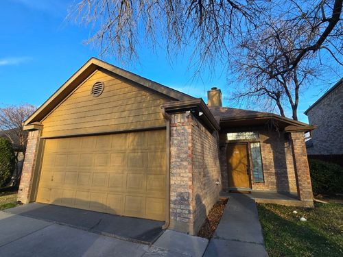 2081 Stillwater Pl, Lewisville, TX, 75067-7404 | Card Image