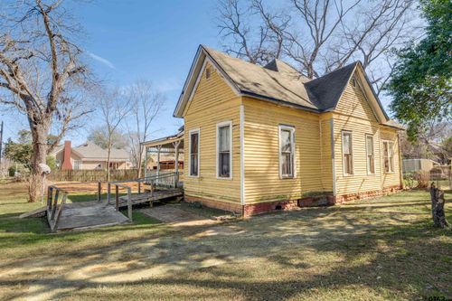 816 W Louisiana St, Palestine, TX, 75801-8246 | Card Image
