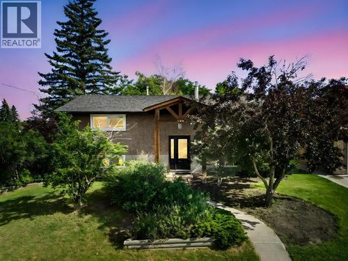 108 Jensen Dr Ne, Airdrie, AB, T4B1P7 | Card Image