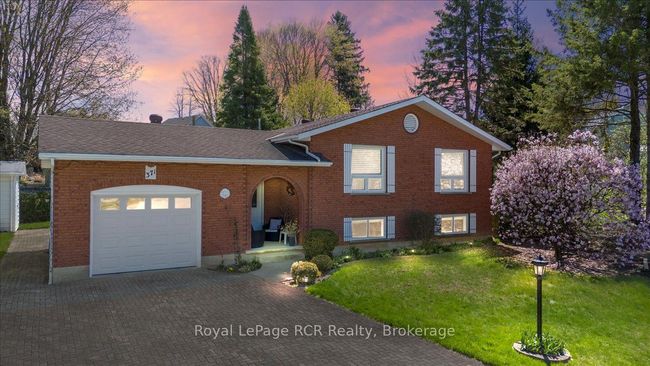 371 4 Th Ave, House other with 4 bedrooms, 2 bathrooms and 6 parking in Hanover ON | Image 37