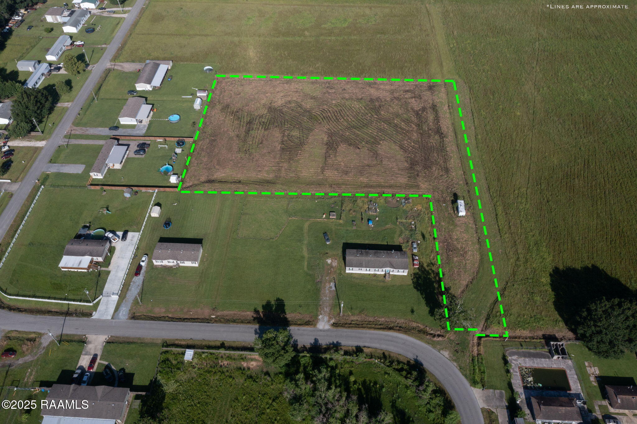Land in Duson