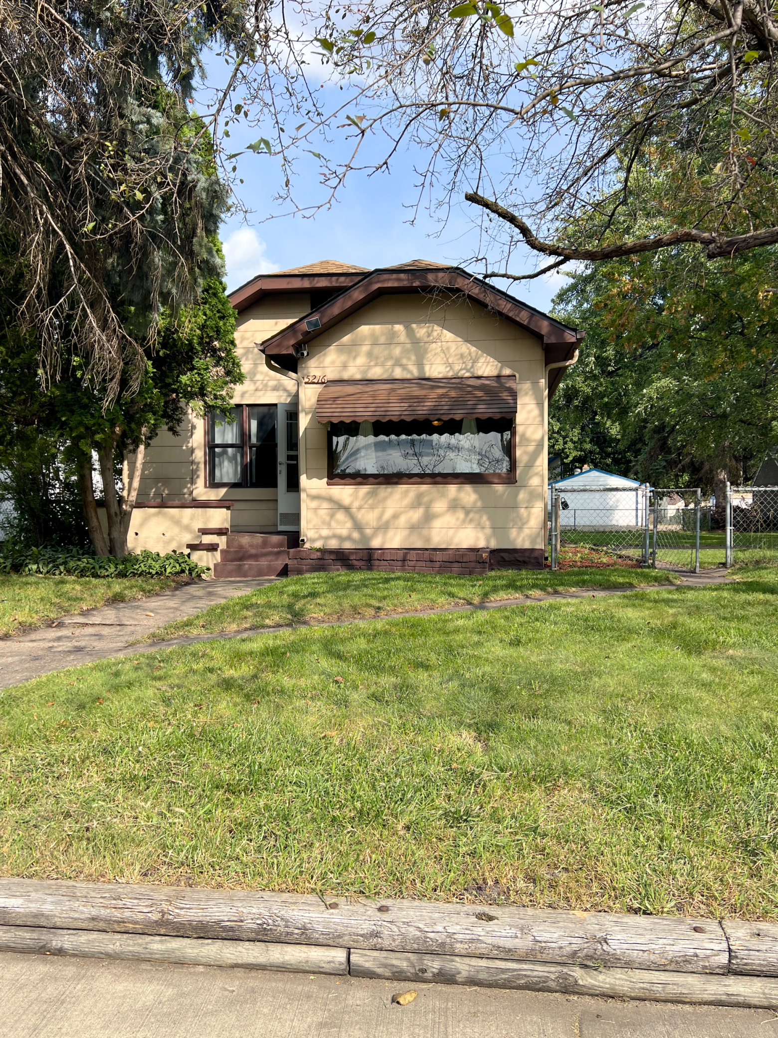 Bryant Ave, Minneapolis, MN 55430