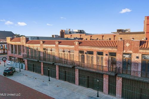 215-824 Howard Ave, Biloxi, MS, 39530-4110 | Card Image