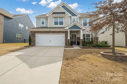 15127 Oleander Dr, Charlotte, NC, 28278-0172 | Card Image