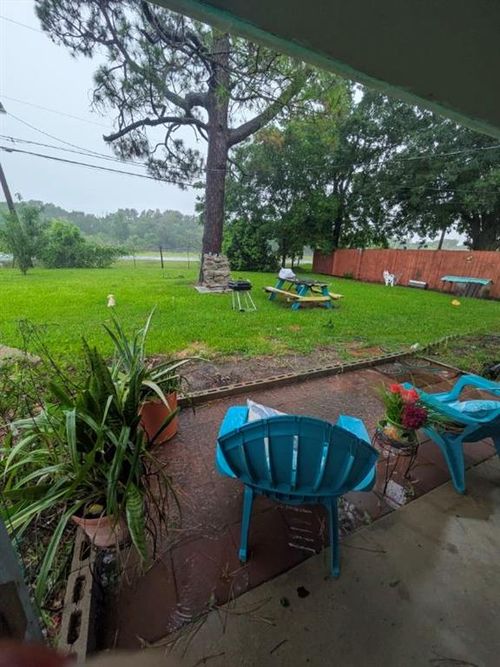 804 N Oak St, Texas City, TX, 77591-4303 | Card Image