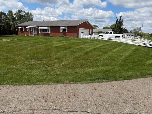 3215 Knollridge Circle Ne, Canton, OH, 44721 | Card Image