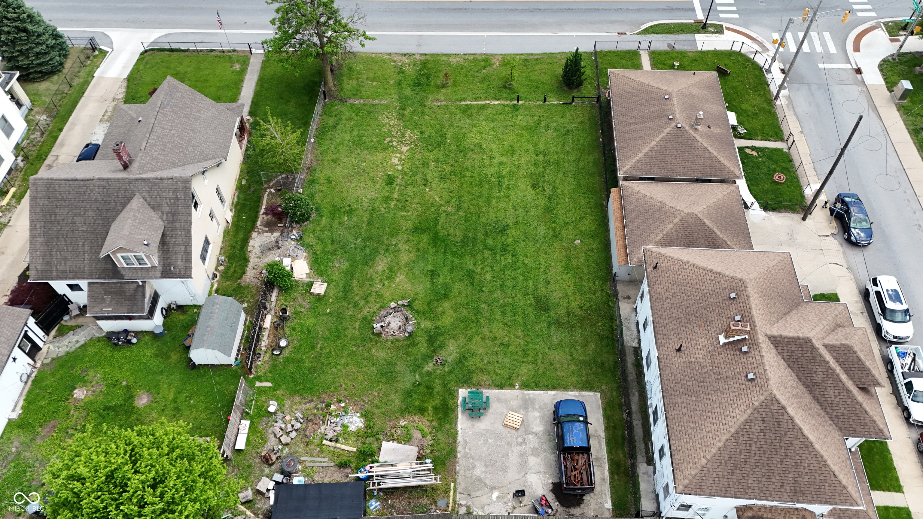Land in Indianapolis