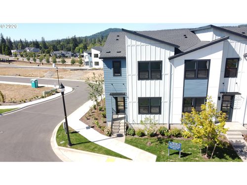 41-6400 Nw Olympic Ln, Camas, WA, 98607-4004 | Card Image