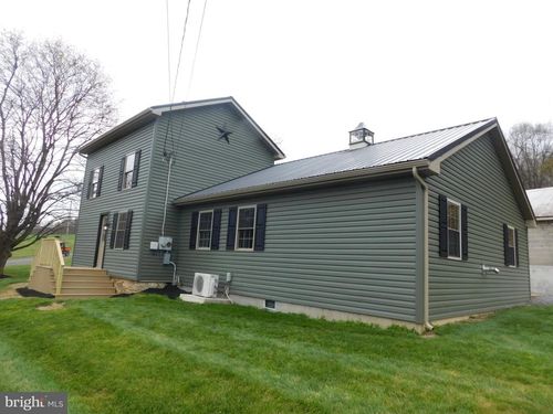 700 Whiskey Rd, Mc Clure, PA, 17841-9009 | Card Image