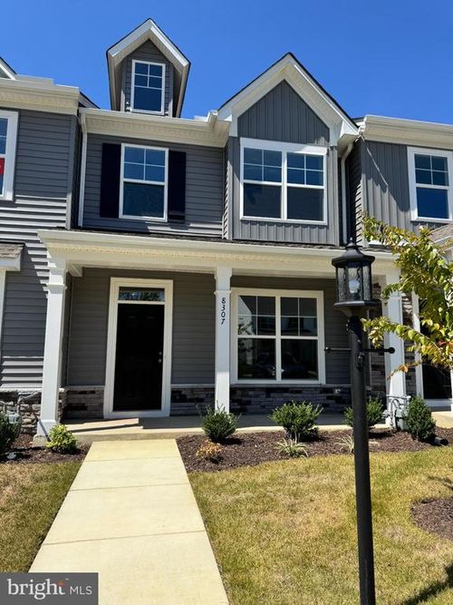 8307 Scott Pl, Richmond, VA, 23227-1100 | Card Image