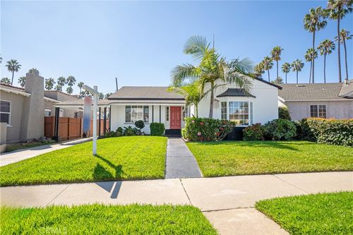 5218 Angeles Vista Blvd, View Park, CA, 90043-1614 | Card Image