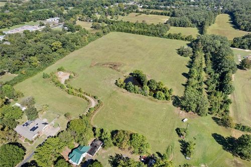 702 S Division St, Lavaca, AR, 72941-4130 | Card Image