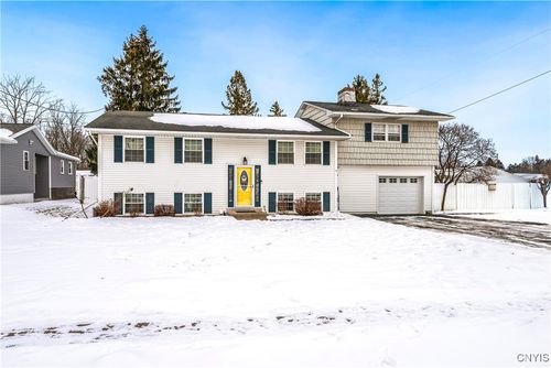 45 Metcalf Drive, Auburn, NY, 13021 | Card Image