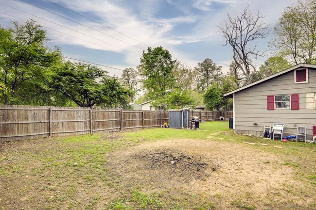 Back yard side with room to play and completely fenced. | Image 25