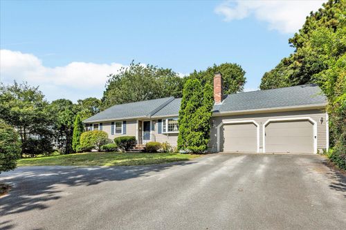 85 Baker Rd, West Yarmouth, MA, 02673-5801 | Card Image
