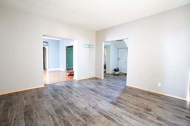 393 E Front St, House other with 3 bedrooms, 3 bathrooms and 2 parking in El Paso IL | Image 7