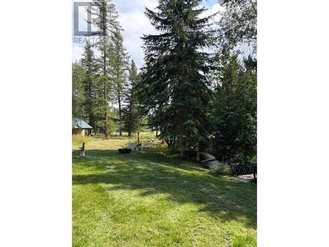2690 Peasley Rd, House other with 5 bedrooms, 2 bathrooms and 2 parking in Jaffray BC | Image 36