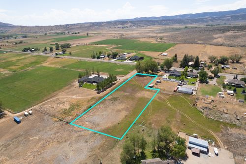 2266 N 3500 W, Vernal, UT, 84078-9743 | Card Image