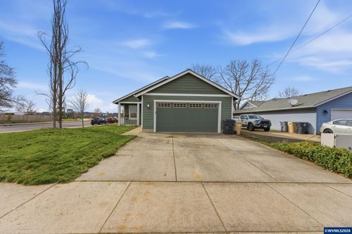 505 Se Fir Villa Rd, Dallas, OR, 97338-9202 | Card Image