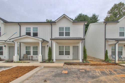 612 Hadley Village Blvd, Old Hickory, TN, 37138-1055 | Card Image