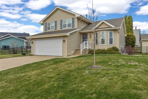 509 Bezdek Drive Nw, Cedar Rapids, IA, 52405 | Card Image