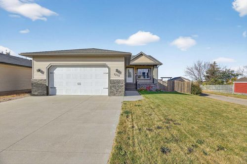 1310 Westview Dr, Bowden, AB, T0M0A1 | Card Image