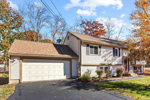 18 Brookfield Dr, Rochester, NH, 03867-3743 | Card Image