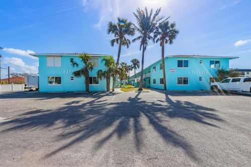 unit-35-117 7th St N, Bradenton Beach, FL, 34217-3313 | Card Image