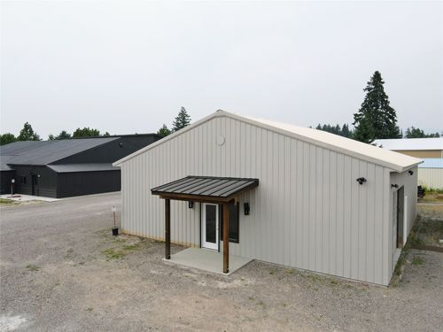 3cca-3585 Highway 40 W, Columbia Falls, MT, 59912 | Card Image