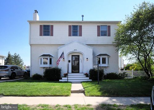 528 Berkley Ave, JENKINTOWN, PA, 19046-4101 | Card Image