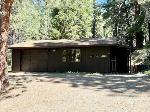 2327 Old Grizzly Rd, Portola, CA, 96122-5443 | Card Image