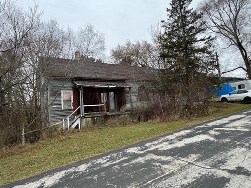 N1306 Silver Creek Cascade Road, Sherman, WI, 53001 | Card Image