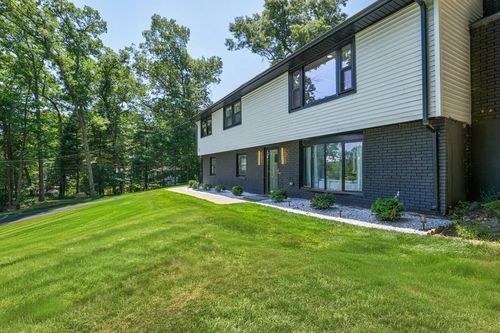 17 Institute Rd, North Grafton, MA, 01536-2003 | Card Image