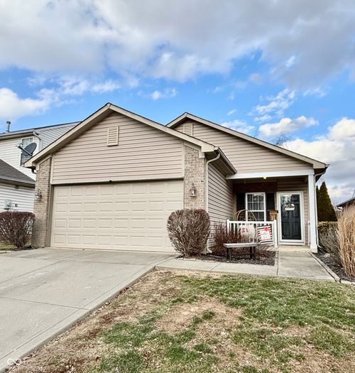 5763 Dollar Forge Dr, Indianapolis, IN, 46221-5606 | Card Image