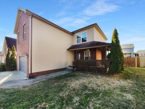 1450 Raven Rd, Clarksville, TN, 37042-8195 | Card Image