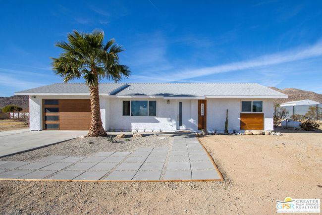 4742 Avenida La Flora Desierta, House other with 2 bedrooms, 1 bathrooms and 3 parking in Joshua Tree CA | Image 32