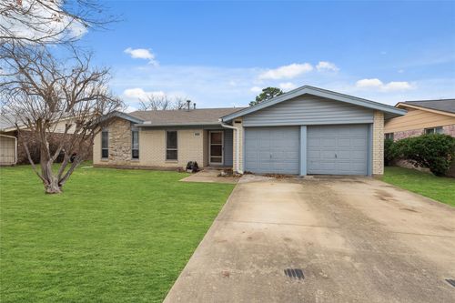 3826 Pendleton Ct, Irving, TX, 75062-2906 | Card Image