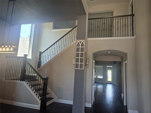 605 Fenceline Dr, Argyle, TX, 76226-1268 | Card Image