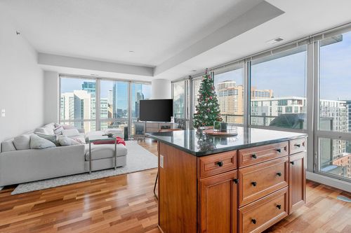 apt-1501-929 Portland Ave, Minneapolis, MN, 55404-1263 | Card Image