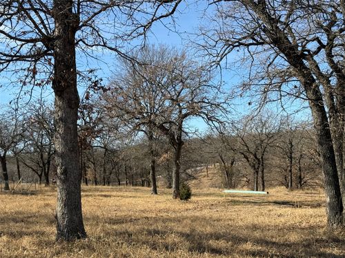 1072 Three Skillet Rd, Springtown, TX, 76082-4260 | Card Image