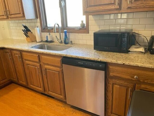 1707 Miller Rd, Home with 3 bedrooms, 1 bathrooms and null parking in Lake Geneva WI | Image 7
