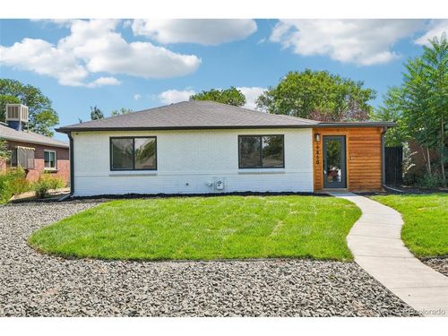 2850 Ivy St, Denver, CO, 80207-2809 | Card Image