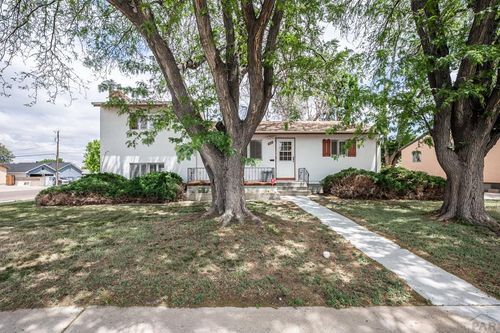2100 Elmwood Ln, Pueblo, CO, 81005-2725 | Card Image