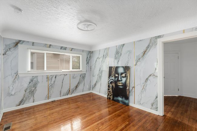 14375 Strathmoor St, House other with 5 bedrooms, 3 bathrooms and null parking in Detroit MI | Image 6