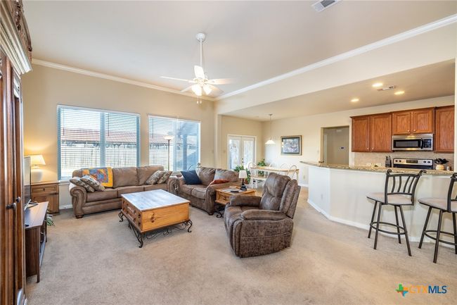 2502 Alamo St, House other with 3 bedrooms, 2 bathrooms and null parking in Gonzales TX | Image 5