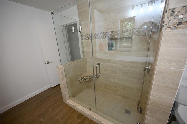 1013 Quail Ln, House other with 3 bedrooms, 2 bathrooms and 3 parking in Eagle Lake TX | Image 21