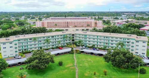 unit-114-5725 80th St N, ST PETERSBURG, FL, 33709-5845 | Card Image