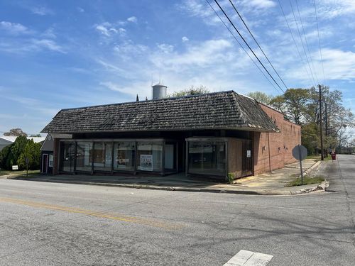 305 S 1st Ave, Mc Rae Helena, GA, 31055-1724 | Card Image