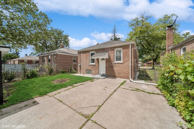 517 W 127 Th Street, House other with 2 bedrooms, 2 bathrooms and 1 parking in Chicago IL | Image 14
